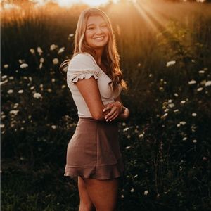 Meet your Posher, Julia